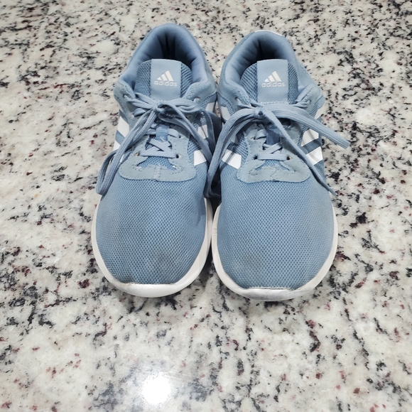 Grey Adidas size 7 shoes - Picture 1 of 4